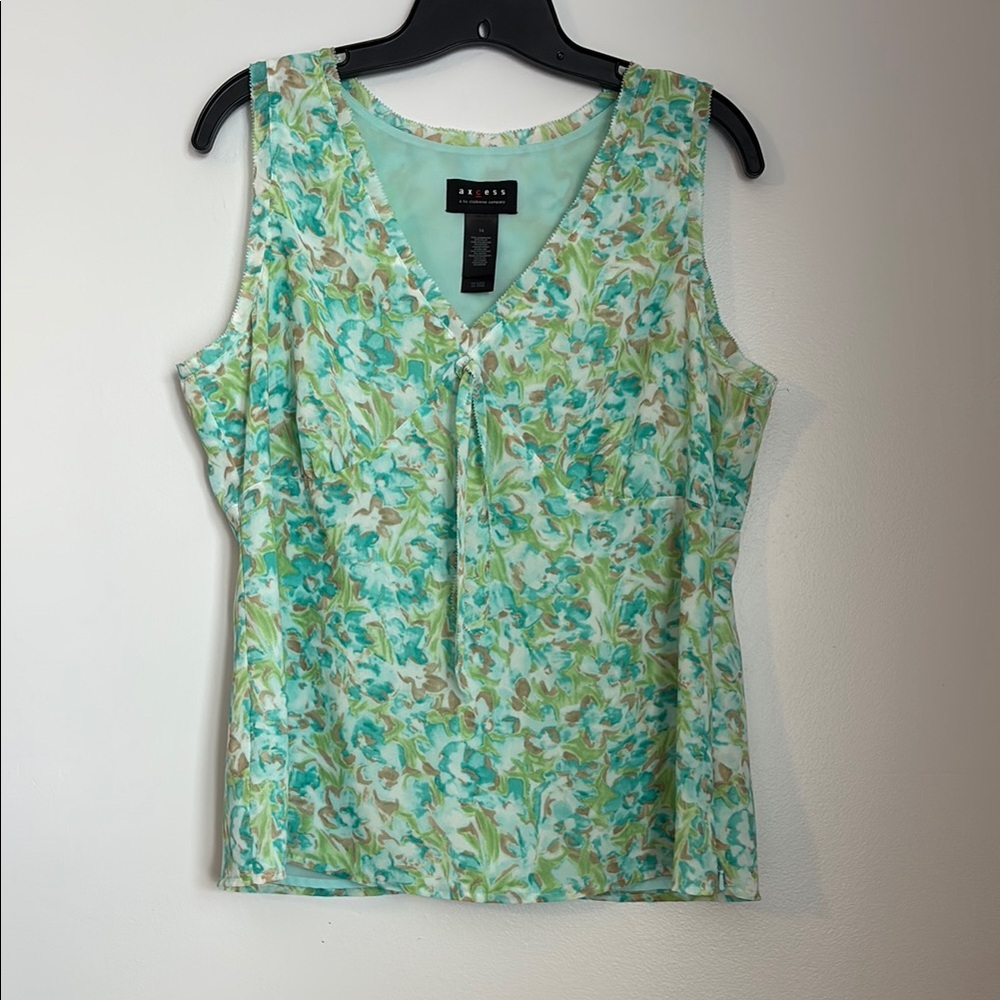 Axcess Liz Claiborne Blur Green Abstract Sleeveless Blouse size 14